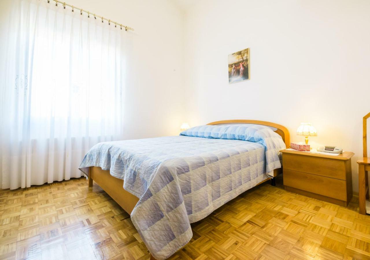 App Cerneka Apartment Umag Exterior foto